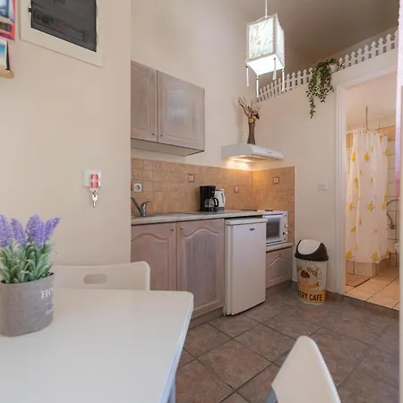 Semesterbostad Glorious Sunset & Sea View Mariastella 4 *